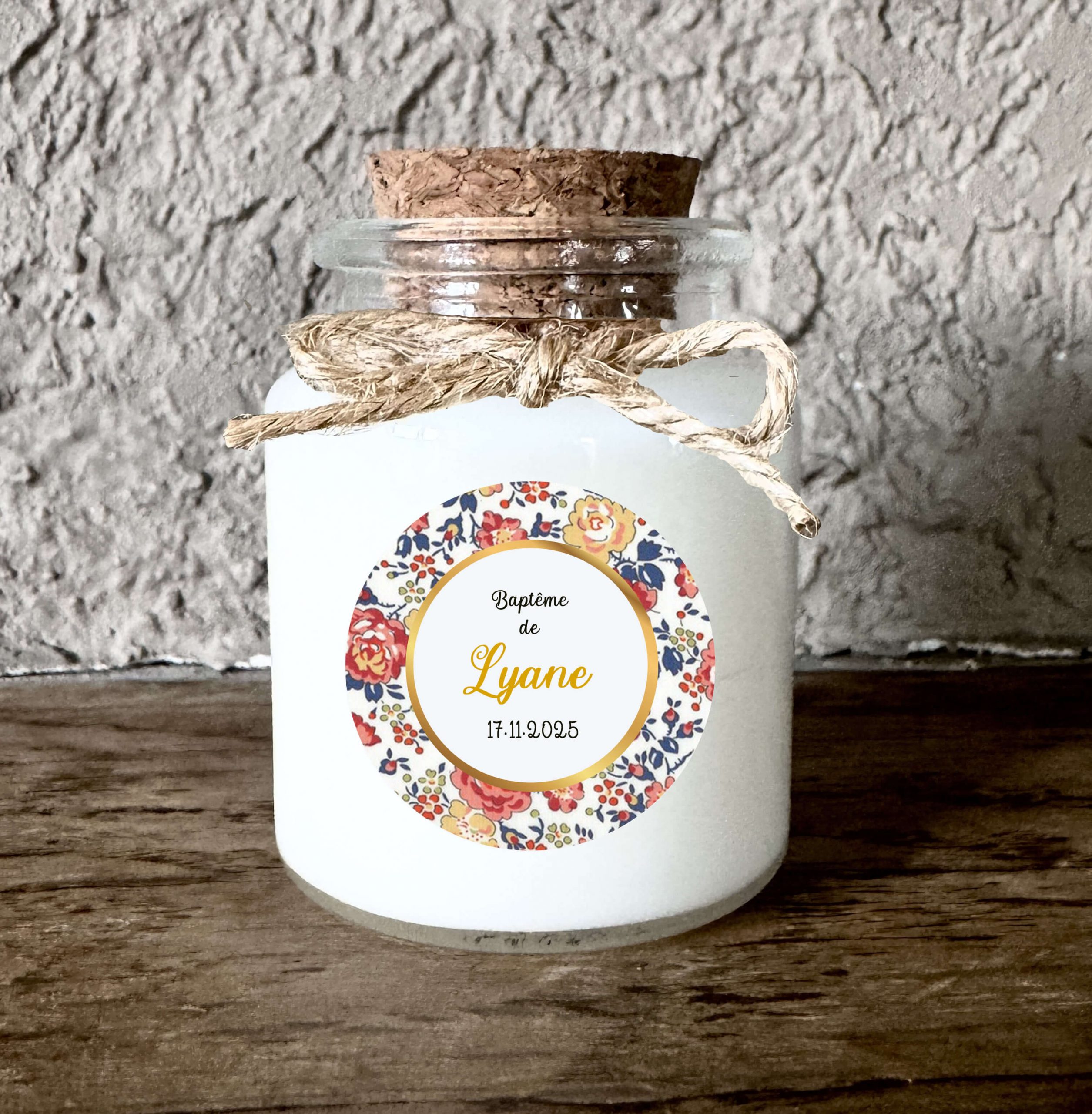 Bougie baptême personnalisée motif Liberty fleuri
