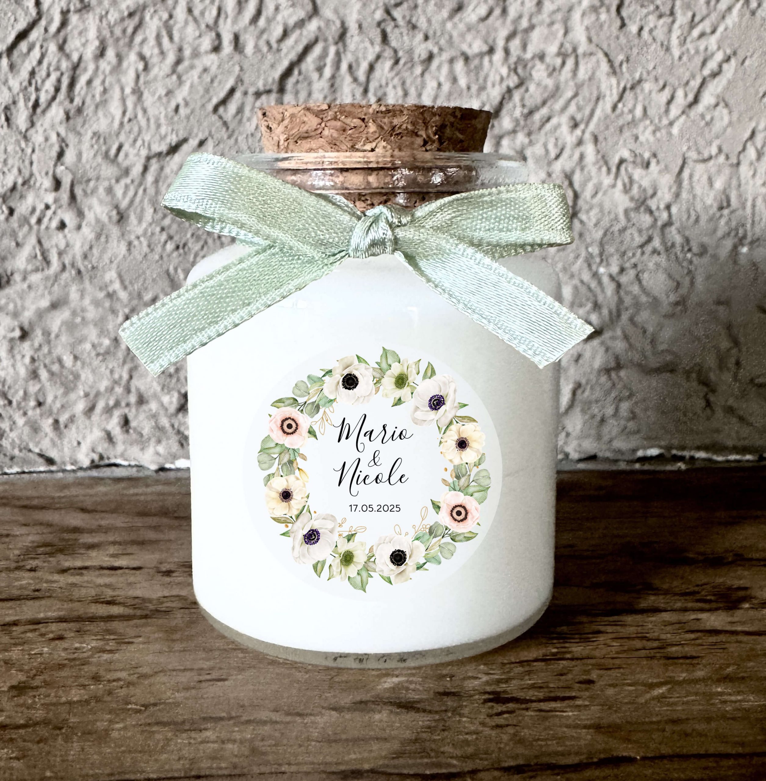 Bougie mariage personnalisée anémones pastel et eucalyptus