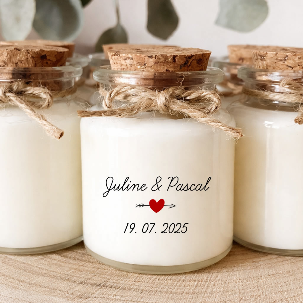 Bougie parfumée personnalisée en cire de soja, cadeau invité mariage avec étiquette transparente, pot en verre et bouchon en liège, fait main en France.