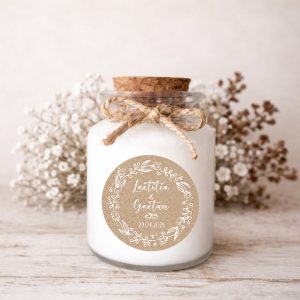 Bougie personnalisée mariage kraft avec couronne florale blanche et prénoms