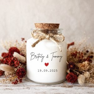 Bougie parfumée personnalisée mariage avec cœur rouge cadeau invités chic