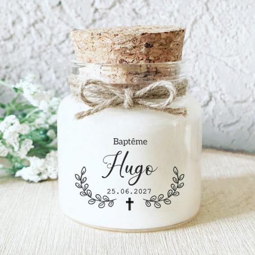 Bougie parfumée personnalisée baptême couronne végétale avec croix – cadeau invités