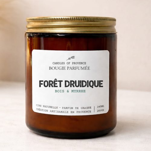 Bougie Forêt Druidique en cire de soja naturelle fait-main en Provence, pot en verre ambré style apothicaire